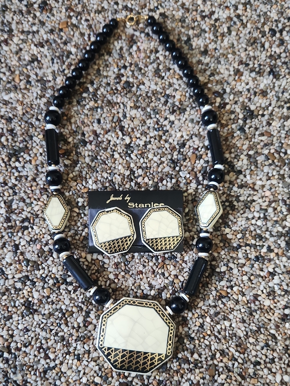 Vintage Jewels By Stanlee Necklace‎ And Earrings